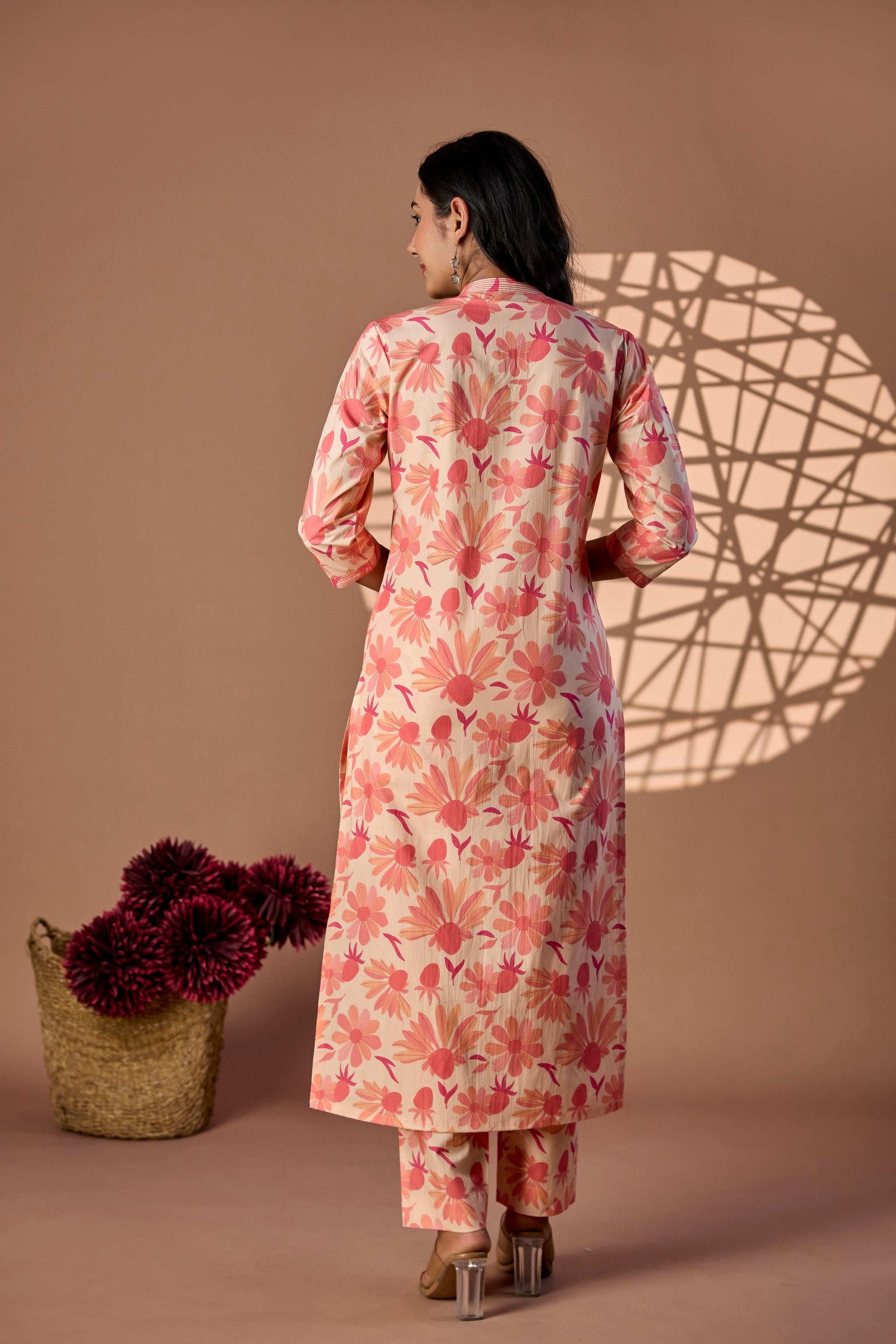 Light floral print Kurti set